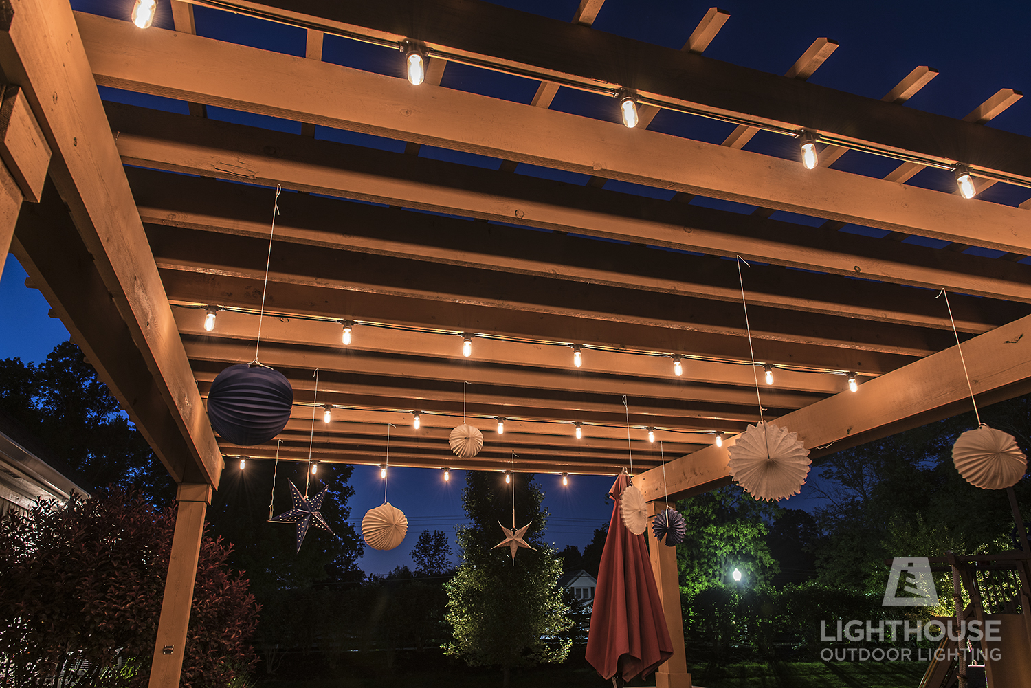 String lights and outdoor entertaining
